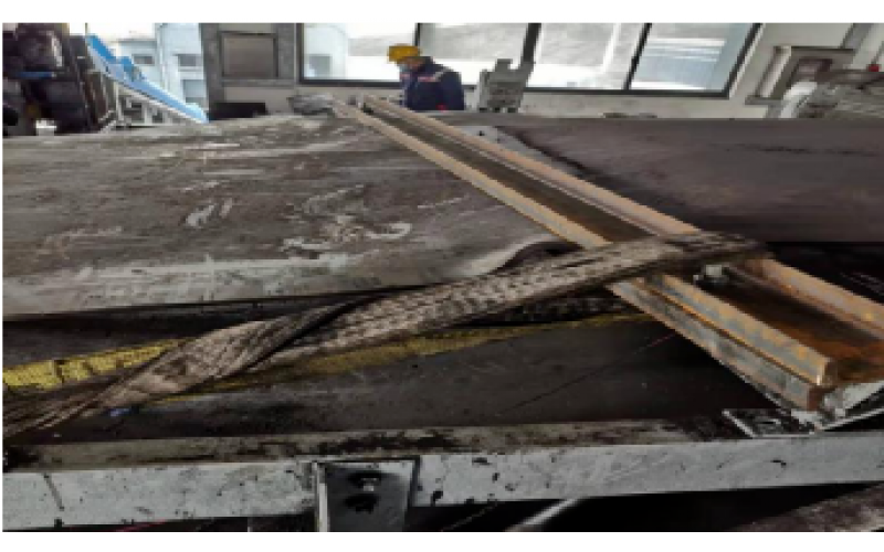 KWZK开云kaiyun(中国)钢丝输送带硫化机胶接工艺流程分享